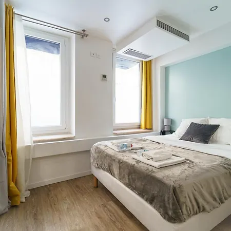 Nets - Saint Lazare Apartment *