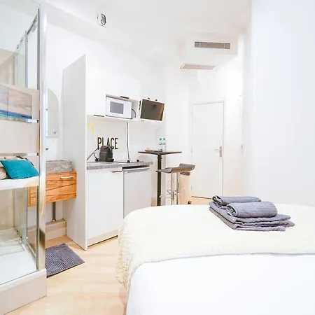 Nets - Saint Lazare Apartment