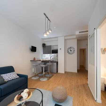 Apartment Nets - Saint Lazare *